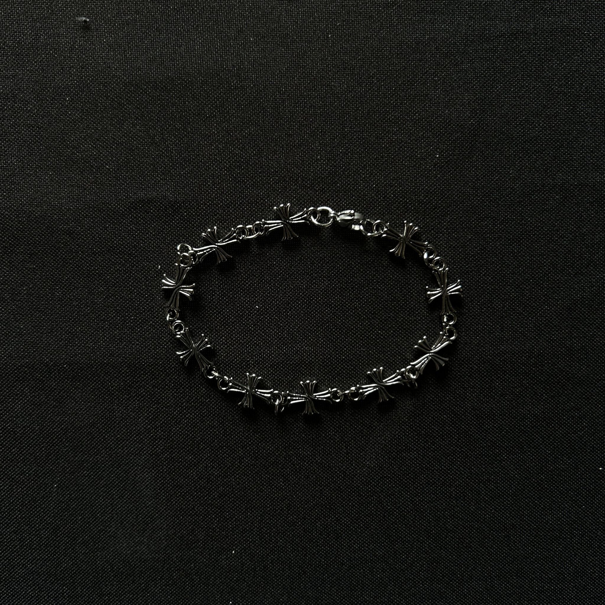 CADENA AND BRAZALETE - CHROME HEARTS - CROSS